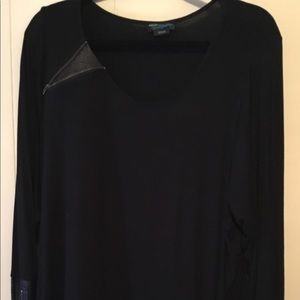 Black tunic top